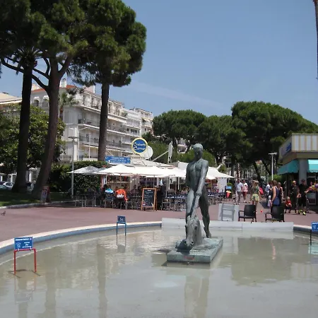 Apartment Manhattan 2 Pieces 3 Etoiles Lumineux Plein Centre A 5mn Des Plages Et Palais *